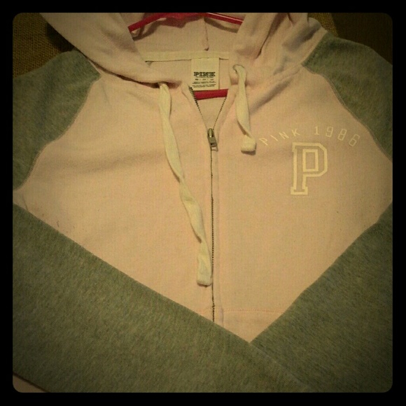 Vs zip up - Picture 1 of 1