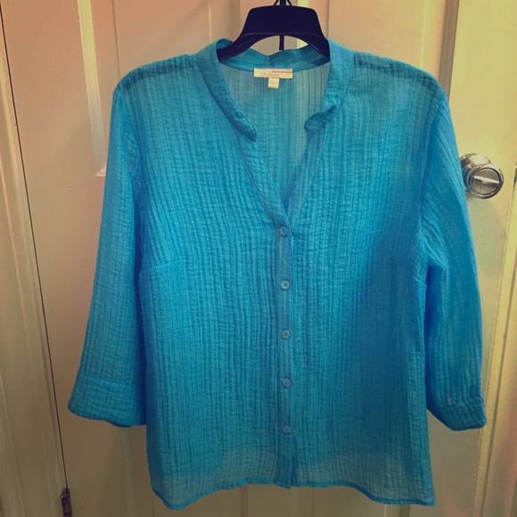 Brand New Dressy Blue 3/4 Sleeve Shirt Size Large
