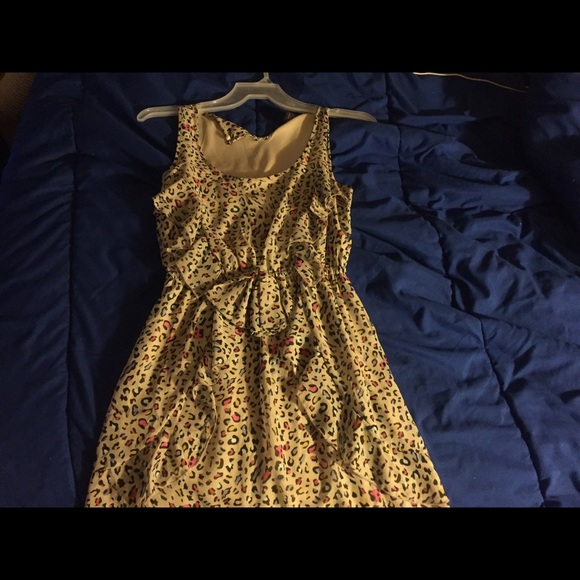 Summer dress💚💛💙💜💓 Never worn