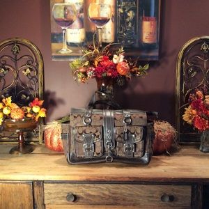 🍒 Great Shoulder Bag with tons of room 🍒
