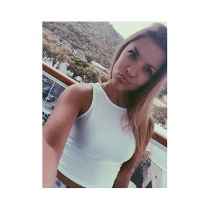 Meet your Posher, Ashlee