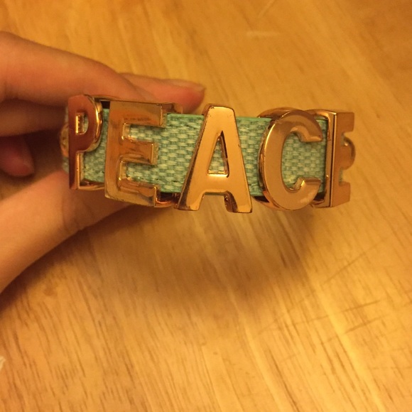 BCBGeneration PEACE bracelet - Picture 1 of 4