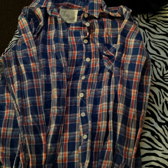 Button up - Picture 1 of 2