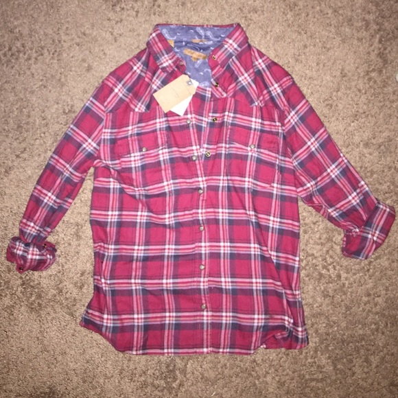 Women's flannel button up