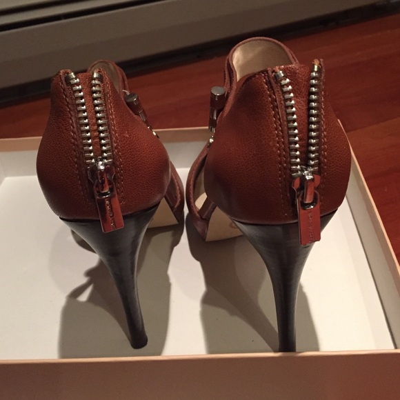 Michael Kors Gibson Mary Jane high heels - Picture 4 of 4