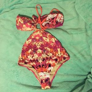 One piece by 6 shore road