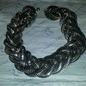 New york & CO choker