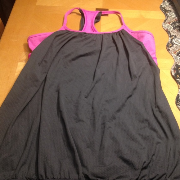 Lululemon tank top