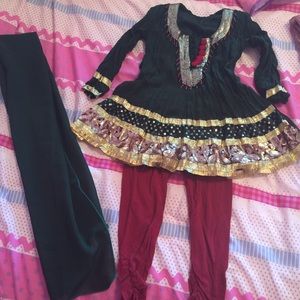 Cute Indian outfit 👭