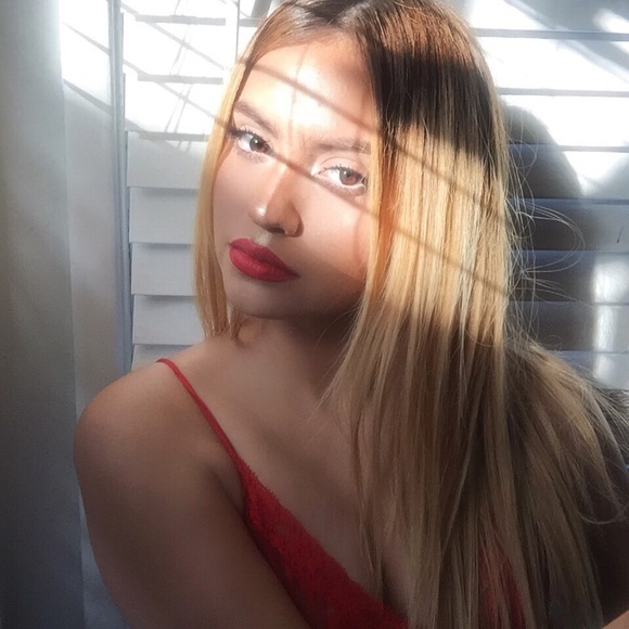 Meet your Posher, Alicia - Picture 1 of 1