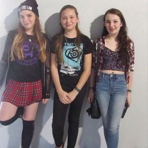 Meet your Posher, Carmela