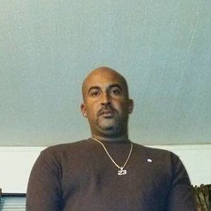 Meet your Posher, Derrick