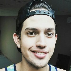 Meet your Posher, Zaid askins