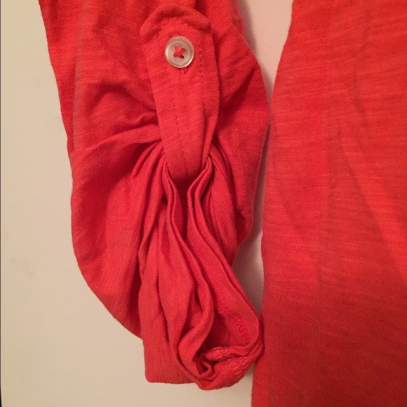 Red Express Top - Picture 3 of 3