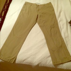 Old navy 38x34 men's khakis