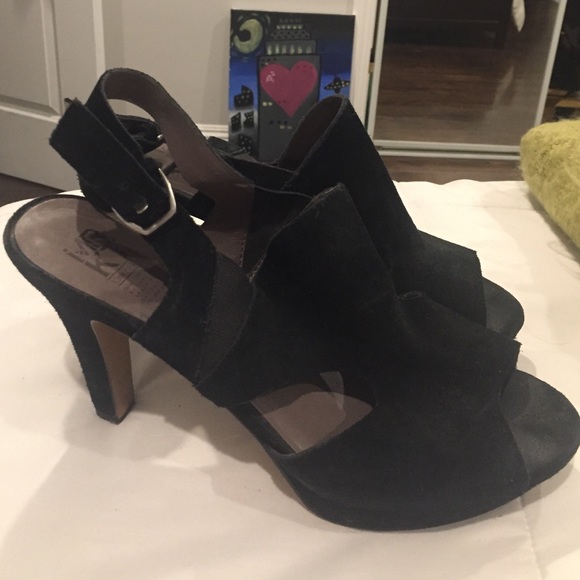 MRKT black strappy heels
