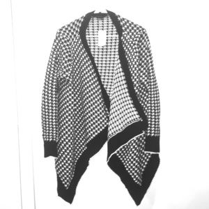 Houndstooth sweater