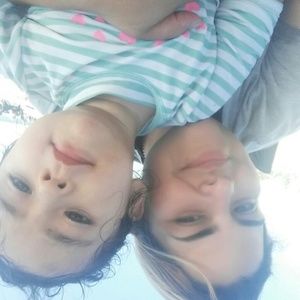 Meet your Posher, Elvia