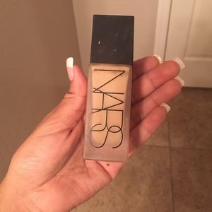 Nars foundation