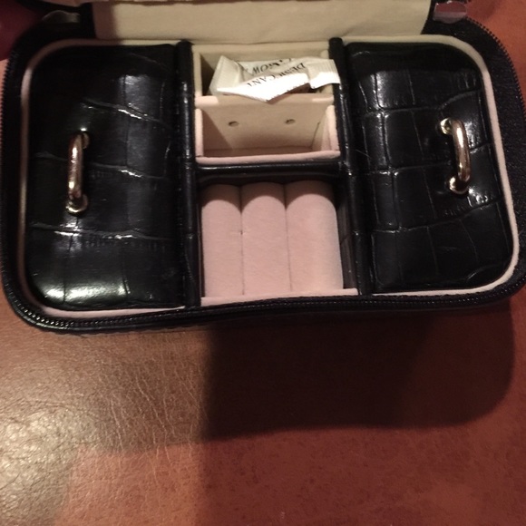 Jewelry box - Picture 3 of 4