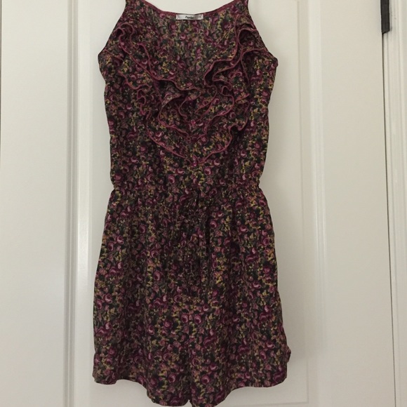 Other - Adorable flower romper!