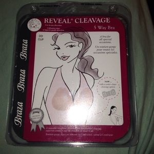 Strapless, backless sticky bra