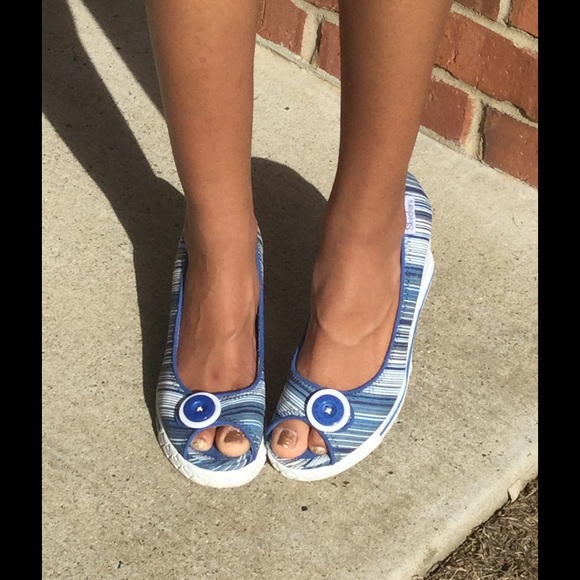 Sold!! SKECHERS Women's Heels - Open toe - Picture 2 of 2