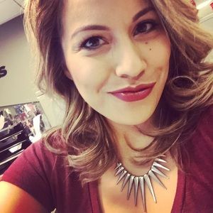 Meet your Posher, Celeste