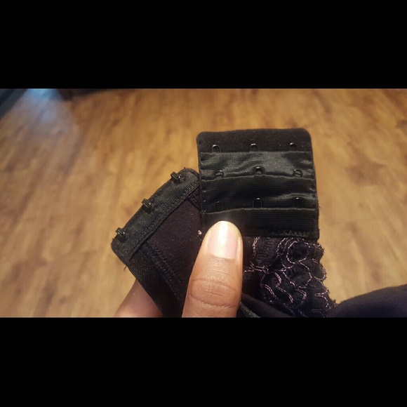 Full Coverage Bra - Picture 3 of 4