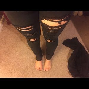 Bullhead ripped black jeans