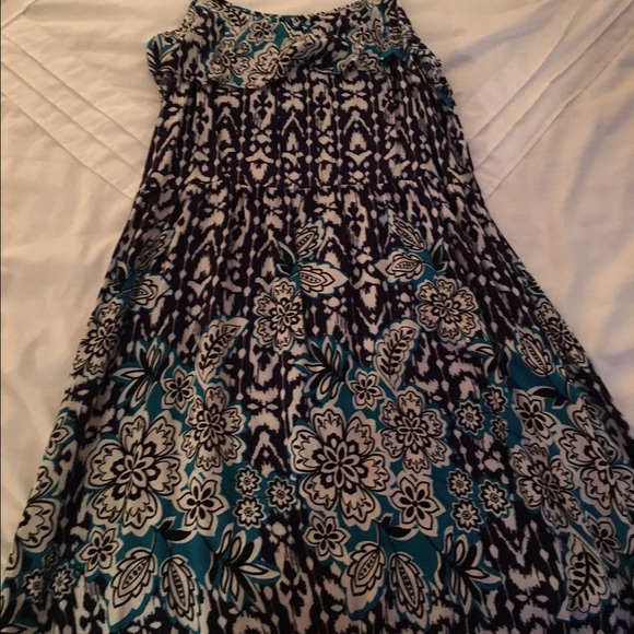 Sleeveless dress