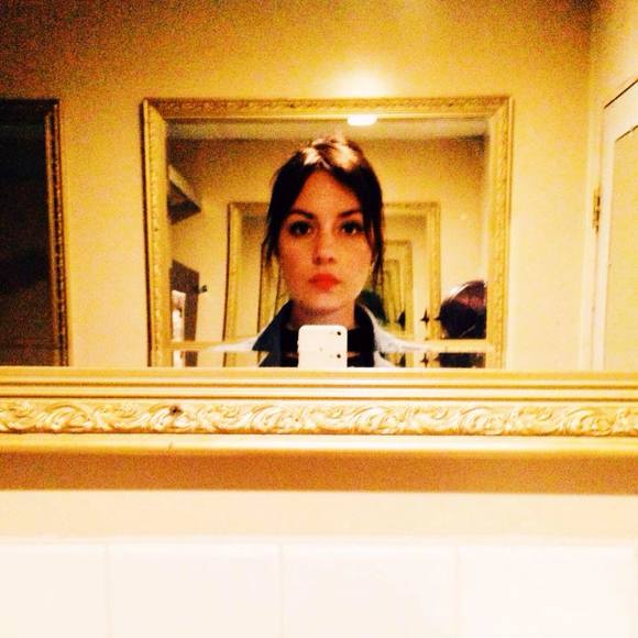 Meet your Posher, Lydia - Picture 1 of 1