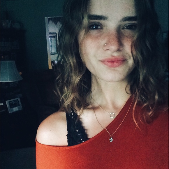 Meet your Posher, Molly