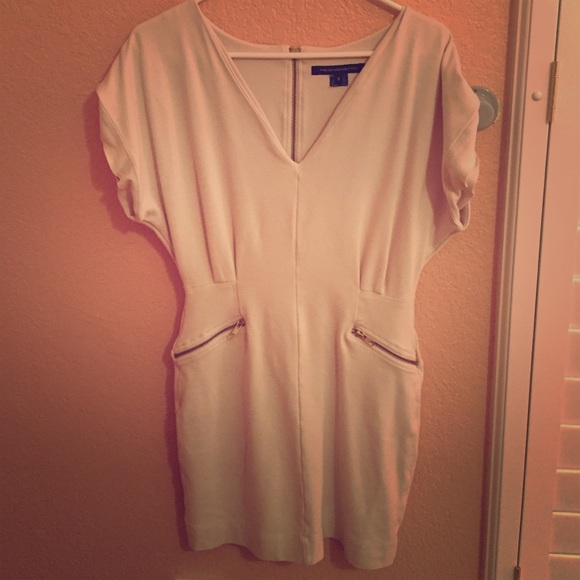 Off-white mini dress. - Picture 1 of 4