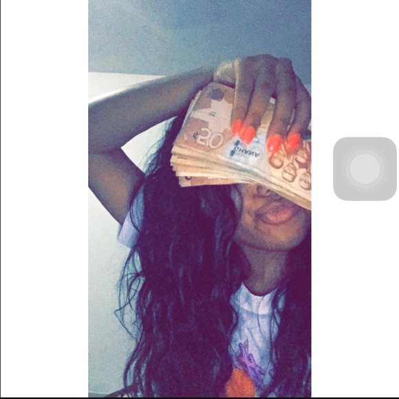 lol! ❤️..MEET YOUR SELLER..❤️ - Picture 3 of 4