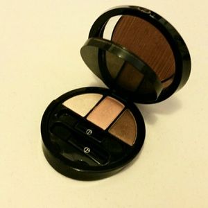 Giorgio Armani Eye & Bronzer Palette