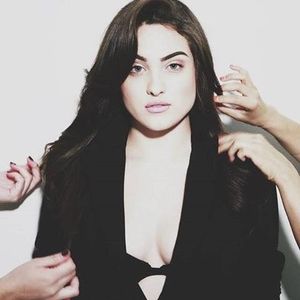 Meet your Posher, Rikie