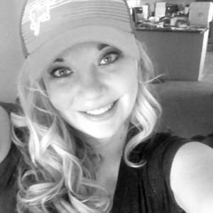 Meet your Posher, Casey