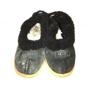 Ugg  Black size 10