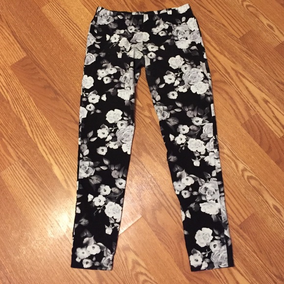 Forever 21 leggings