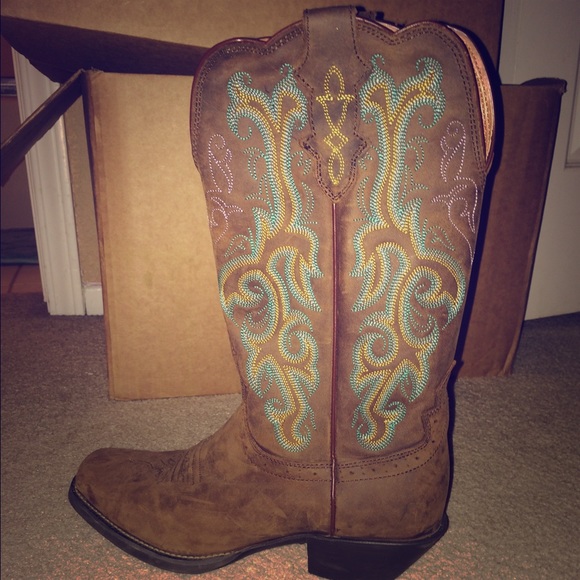 Justin cowboy boots