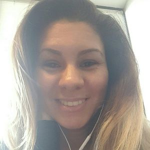 Meet your Posher, Samantha