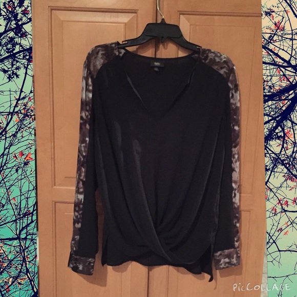 Long Sleeve V-neck Blouse