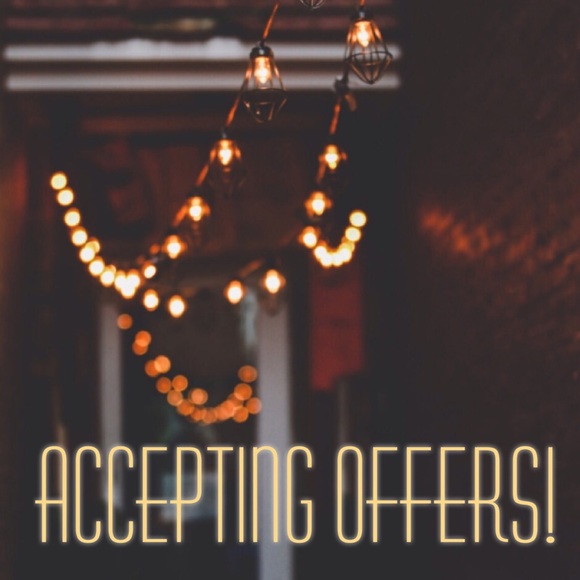 I accept offers! Prices are negotiable!!