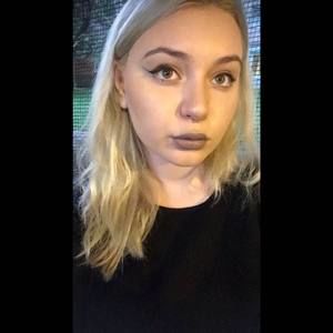 Meet your Posher, Anna