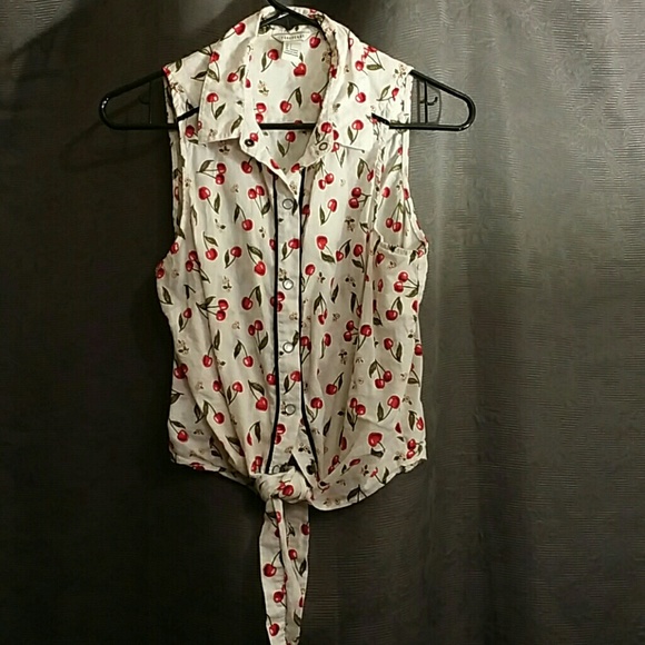 SOLD Cherry Pinup top size small