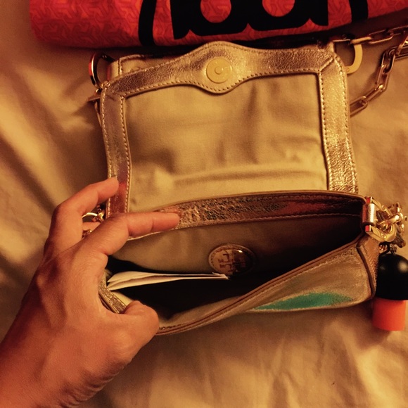Toryburch small shoulder bag. ❤️firm price❤️ - Picture 2 of 3