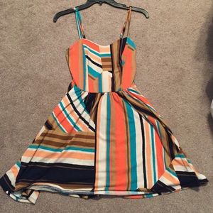 Colorful dress size small