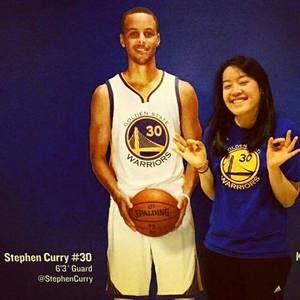 Meet your Posher, Vivian