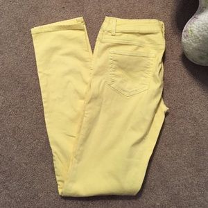 Pale yellow Aeropostale size 8 jeans